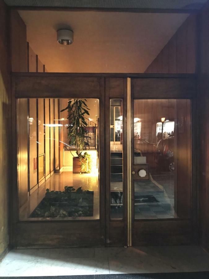 70'S Luxury Cavour Apartment Bari Exterior photo